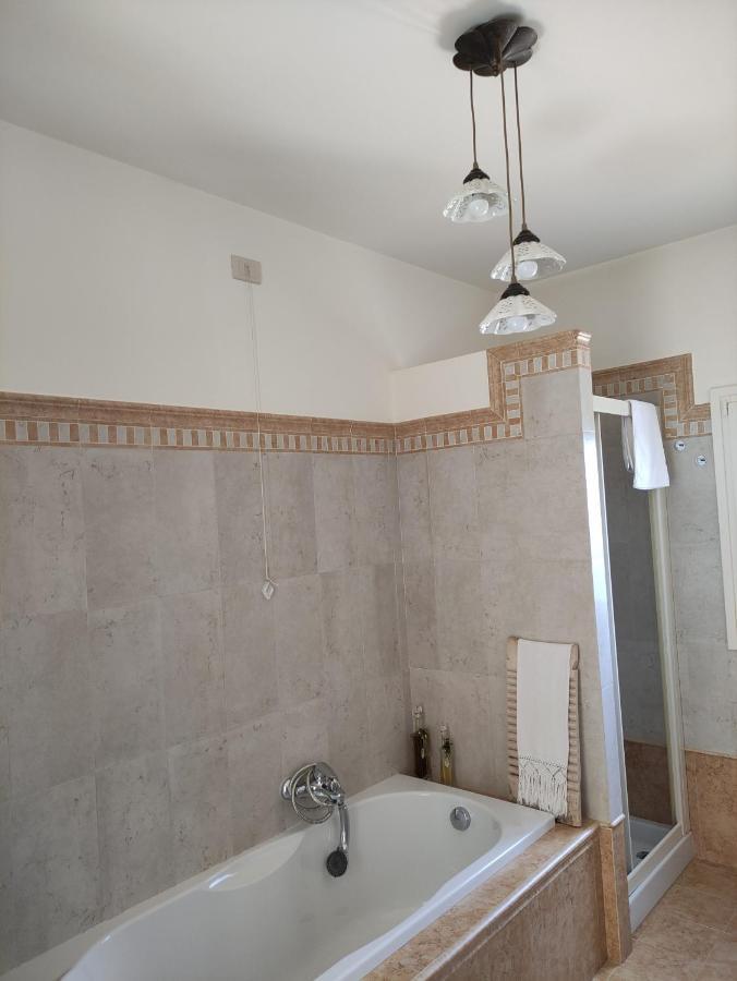 הוילה פאסאנו Residenza "I Tre Carrubi " מראה חיצוני תמונה